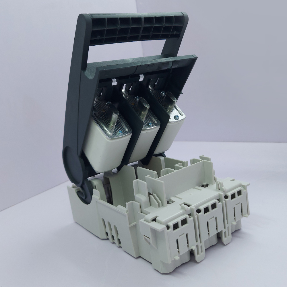 iLEC NH00 with Fuse Base DNH7 